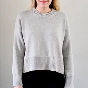 Everlane The Soft Cotton Square Crew (2019 version) in Heather Grey